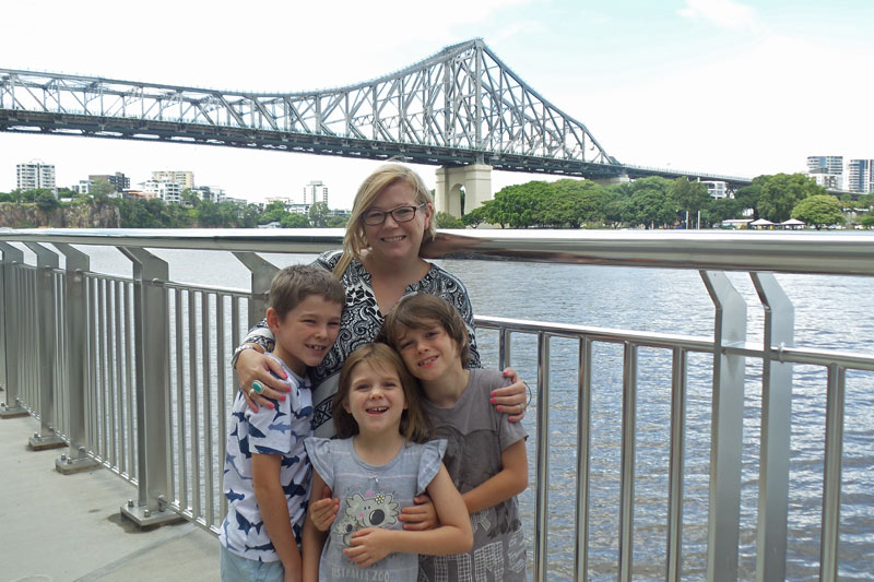 FlipFlopGlobetrotters.com - Karen and family